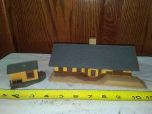 lot 212 image: Ogilvie MN Replica buildings.