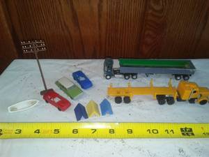 lot 215 image: 2 semi-truck & more accessories.