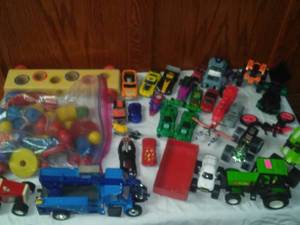 lot 126 image: Misc. Toys.