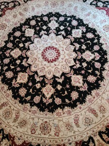Large Round Area Rug