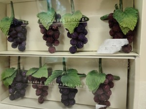 Lot Of Fun Grape Housewares