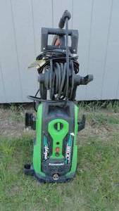 lot 12 image: 1800 psi Power washer