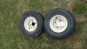 lot 40 image: 2 Tires and rims for golf cart