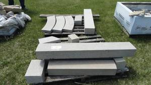 lot 98 image: Grey caps