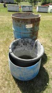 lot 105 image: Metal Barrel Plastic Barrel White