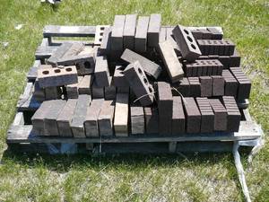 lot 146 image: Lot of Brick (chocolate color)