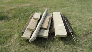 lot 194 image: Flat Stone