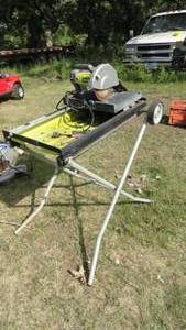 lot 195 image: Ryobi Tile Saw