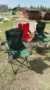 lot 197 image: Glider Outside Chair, Lawn Chairs