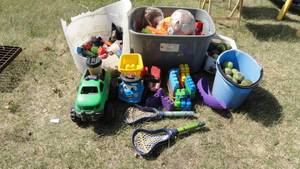 lot 201 image: Kids Toys