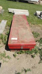 lot 263 image: 6 Truck tool box