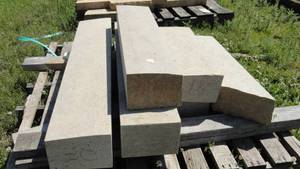 lot 279 image: Grey Long Flat Brick