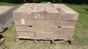 lot 291 image: Flat Block