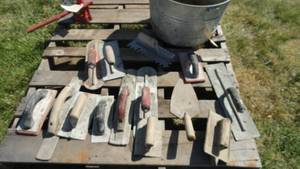 lot 56 image: Cement and mud tools