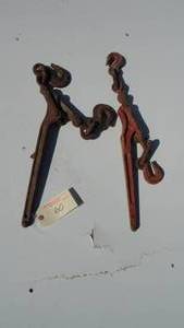 lot 60 image: 2- Chain Binders