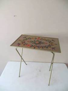Set of 4 VINTAGE TV Tables