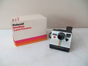 Polaroid Land Camera