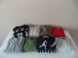8 Mens Sweaters (All Size Large)