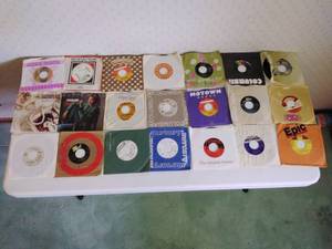Lot of 21 45RPM Records