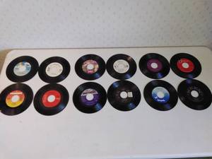 Lot of 12 45RPM Records