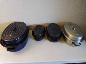 4 Roasting Pots