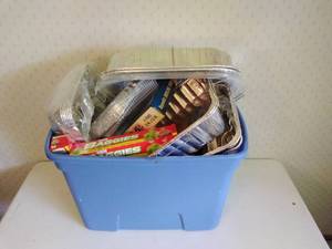 Lot of Tin Foil Baking Pans