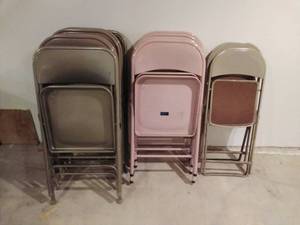 12 Metal Folding Chairs