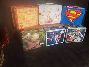 lot 93 image: Collection of 13 Tin Lunchboxes