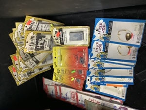 lot 74 image: HUGE Lot of Vintage Fishing Tackle