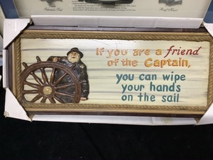 lot 139 image: Nautical Decor