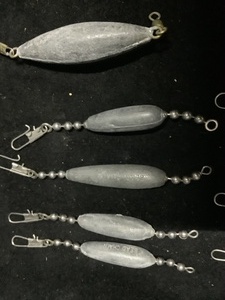 lot 180 image: Vintage Bead Chain Trolling Weights