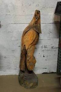 lot 20 image: Large Hand Carved Wood Eagle