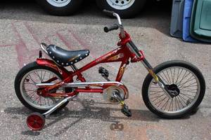 lot 3 image: Boys Schwinn Sting-Ray OCC Chopper Bike 16