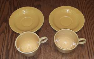 FIESTA HOMER LAUGHLIN  Yellow