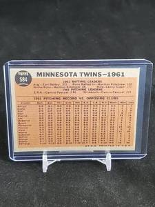 1962 Topps Baseball Minnesota Twins Team Card #584 SHORT PRINT