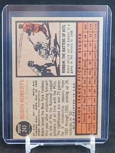 1962 Topps Baseball Robin Roberts Card #243