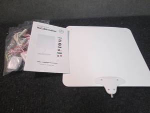 lot 1 image: Amplified HD Digital TV Antenna Lon...