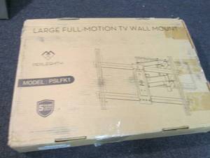 lot 32 image: Perlesmith Large Full Motion TV Wal...