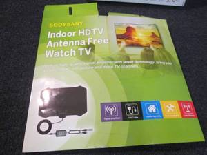 lot 37 image: Sodysany Indoor HDTV Antenna -Z2...