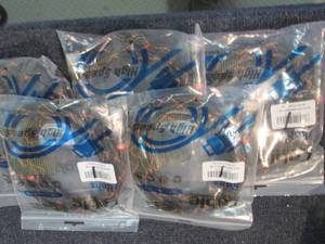 lot 40 image: 5 each 6.5 ft HDMI Cables Z2...