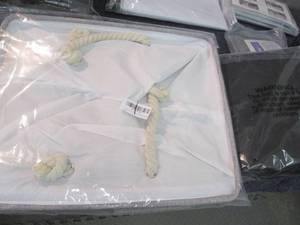lot 109 image: Hamper, Breathable Garment Z1...