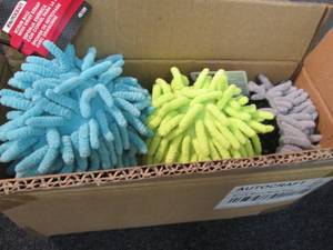 lot 139 image: Case of 6 Autocraft Scrub Balls wit...