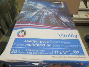 lot 165 image: 4 Reams 11x17 Xerox Printer Paper...