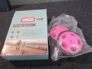 lot 191 image: Pink Training Wheels...