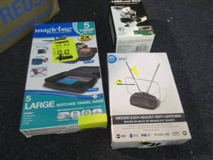 lot 222 image: Travel Bags, Bike Light, HDTV Anten...