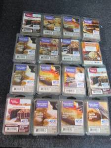 lot 227 image: 16 pks  Scented Wax Melts...