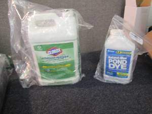lot 285 image: 1 Gallon Clorox Hydrogen Peroxide, ...