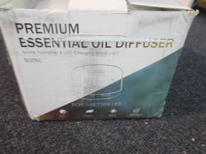 lot 288 image: Premium Essential Oil Diffuser open...