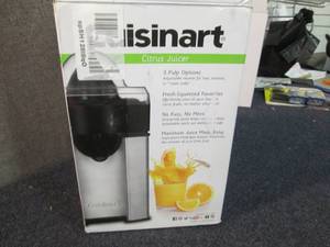 lot 335 image: Cuisinart Citrus Juicer open box, ...