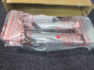 lot 338 image: Weight Horn Attachment 2812 open bo...